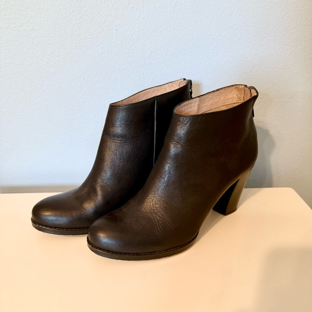 Lands' End Black Leather Ankle Booties